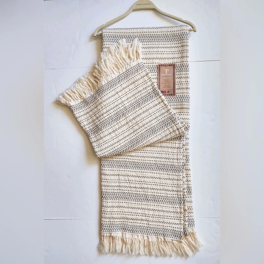 🎁Texteis Penedo Throw Blanket - 100% Cotton - Dash Oatmeal and Black